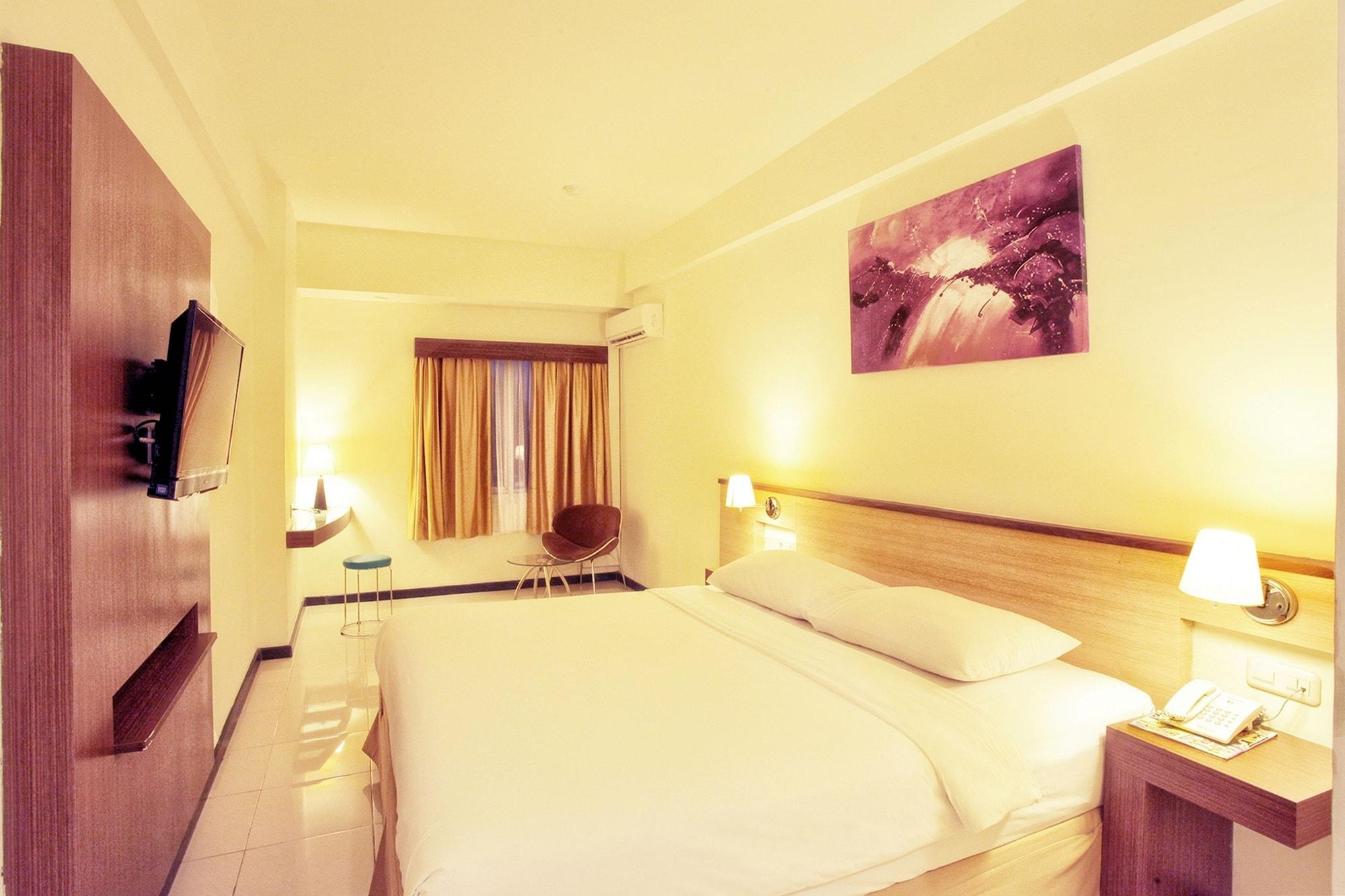 Everyday Smart Hotel - Маланг Экстерьер фото