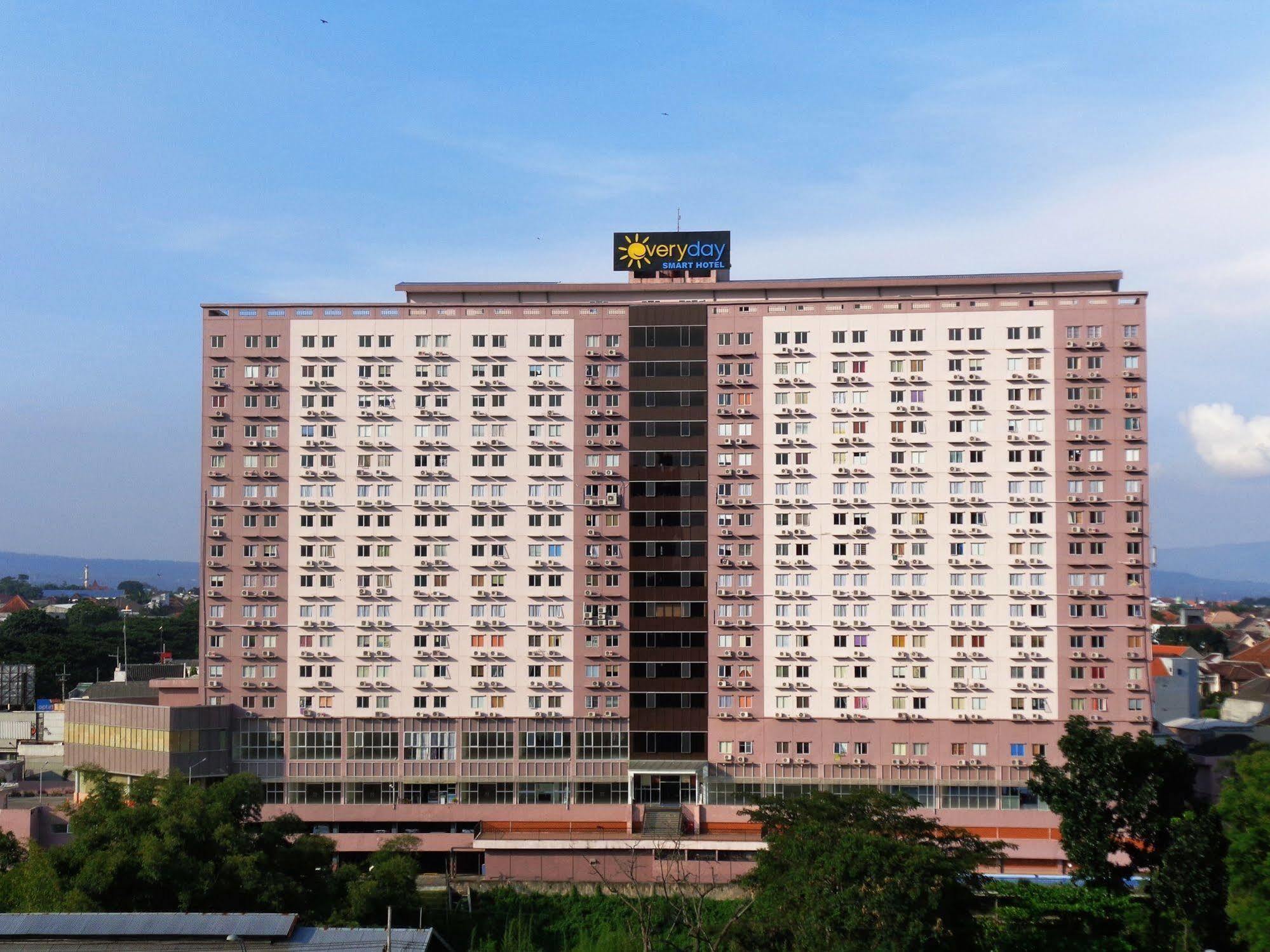 Everyday Smart Hotel - Маланг Экстерьер фото